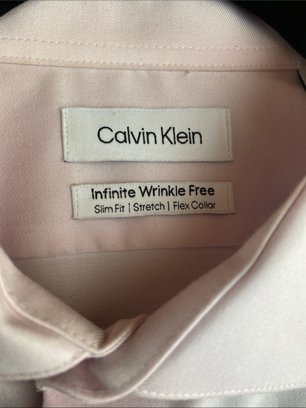 Calvin Klein Pale Pink Men's Dress Shirt - Flex Collar - Picture 2 of 4